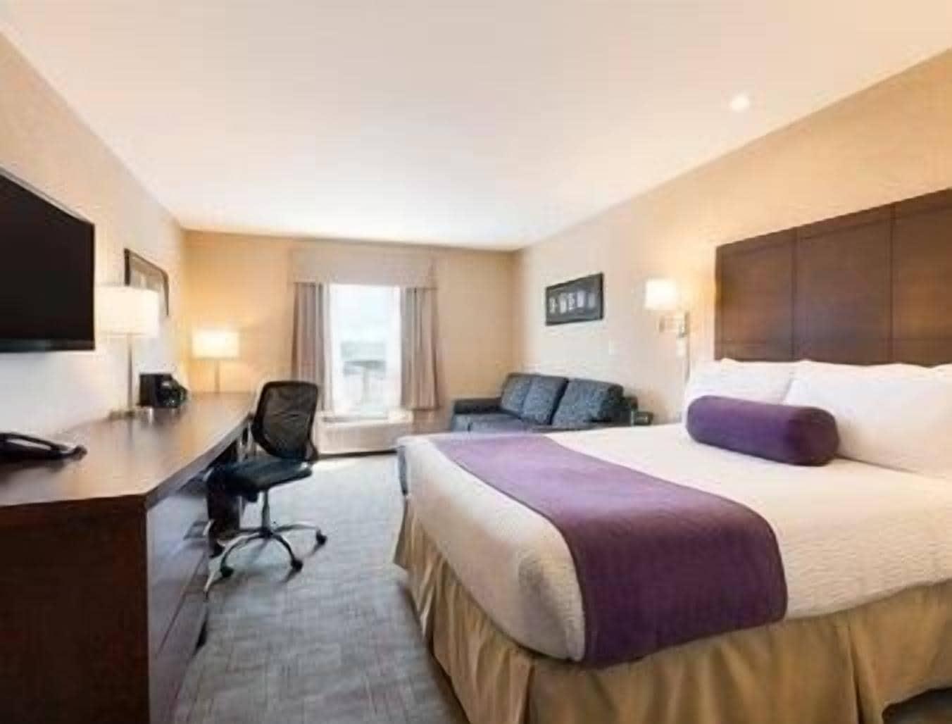 Days Inn By Wyndham Medicine Hat Exterior foto