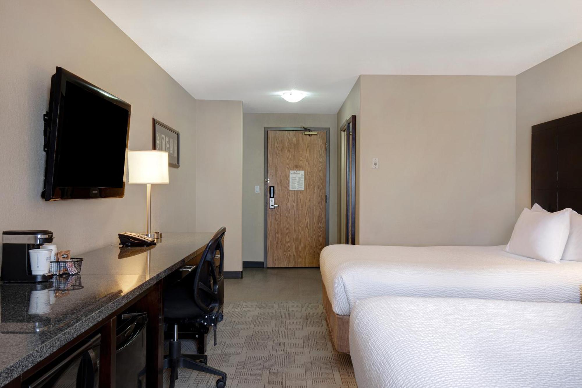Days Inn By Wyndham Medicine Hat Exterior foto